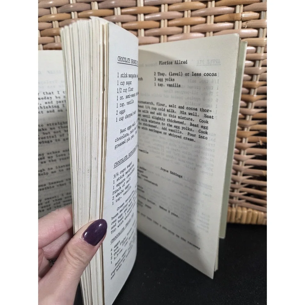 First Wesleyan Church Kannapolis‎ North Carolina Cookbook 1979 Missionary Women